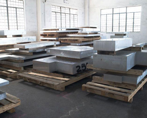 1425028441881888.jpg 进口铝厂家.jpg